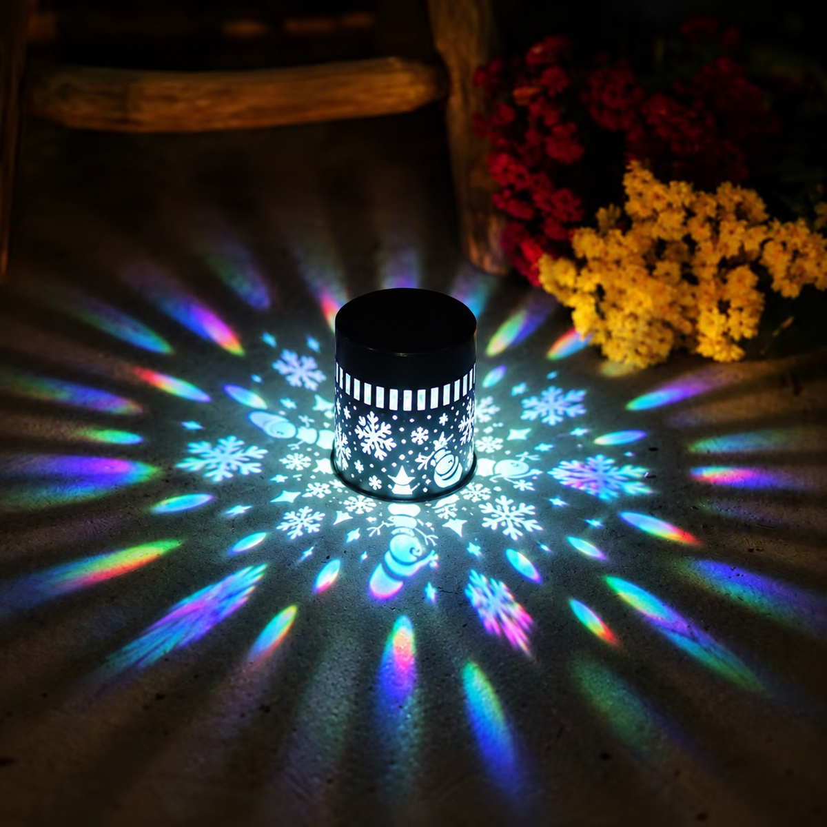 Taluxa™ Christmas Decorative Solar Projection Light, IP65 Waterproof